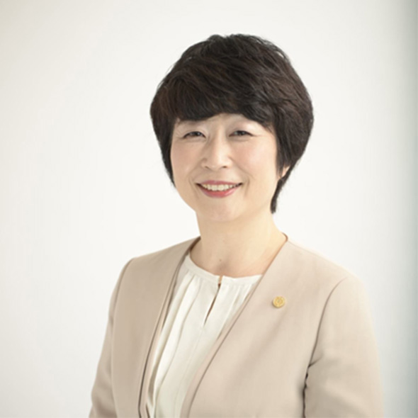 代表行政書士 湯口 智子